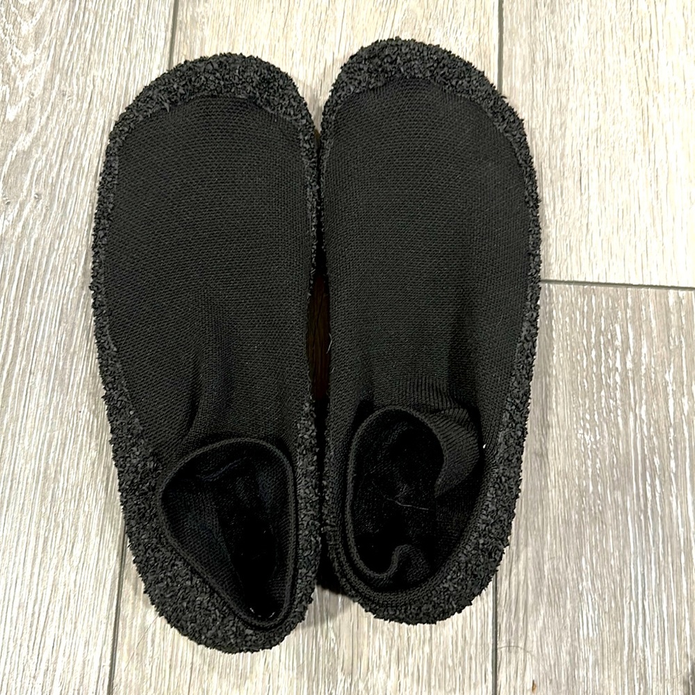 Outdoor and indoor slip-on soft knits
